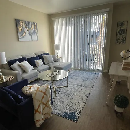 Marina Del Rey 2 Bedroom Apartment Near Venice Beach!